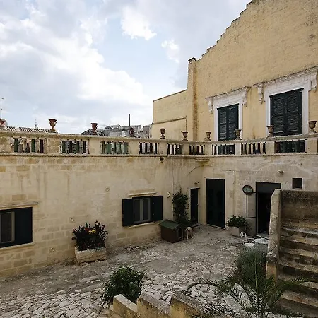 La Casa Di Alice Matera